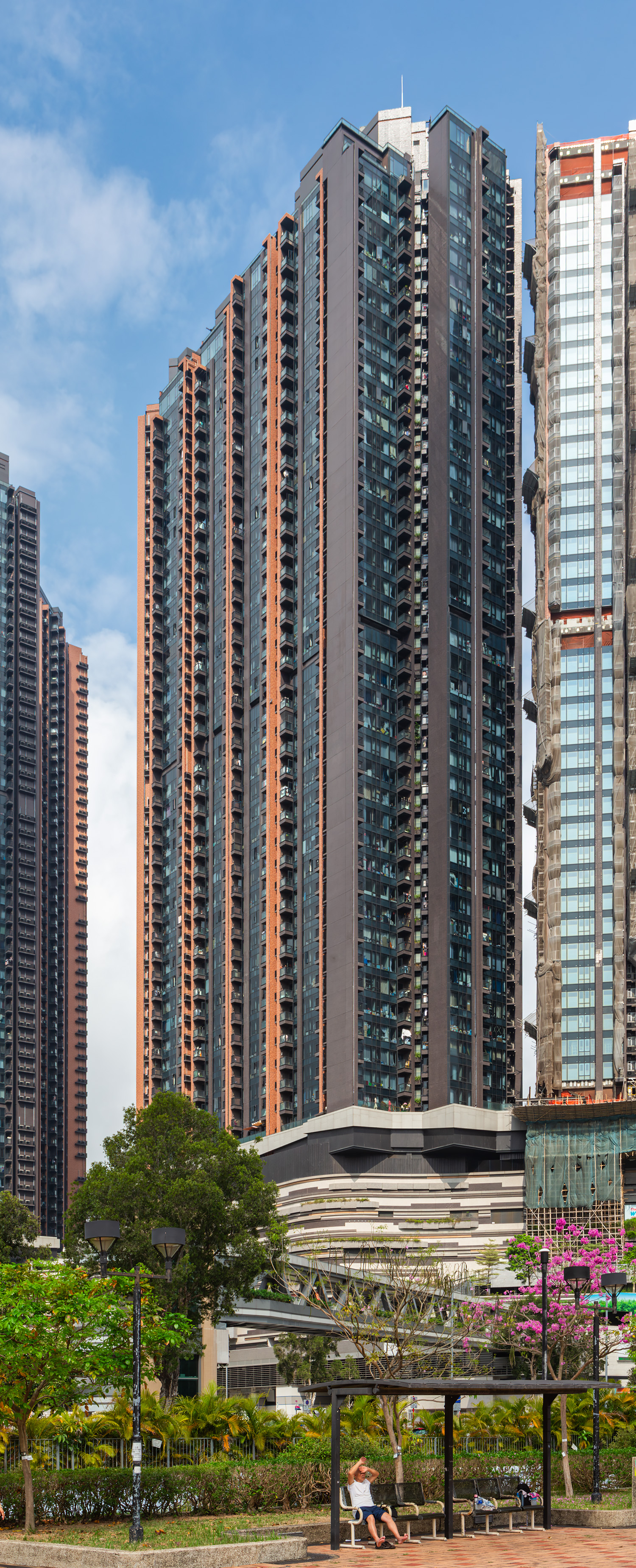 The Pavilia Farm I Tower 2-3, Hong Kong - View from the east. © Mathias Beinling